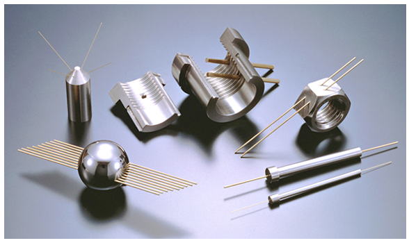 Электроэрозионное сверление отверстий диаметром от ф0,1 мм 